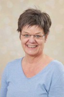 kannst du mich bitte als Ansprechpartnerin für Lehramtsanwärter*innen (LAA) und Fachlehrer*innen in Ausbildung (FLIA) : Helga Peek